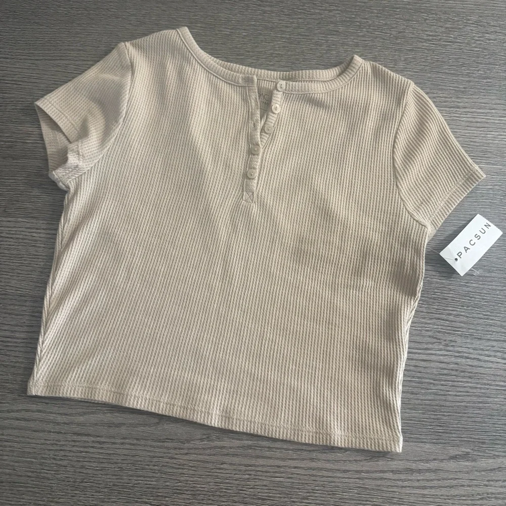 PacSun Est. Pac Women's Crop Top T-Shirt Sz S Beige Waffle Knit NWT